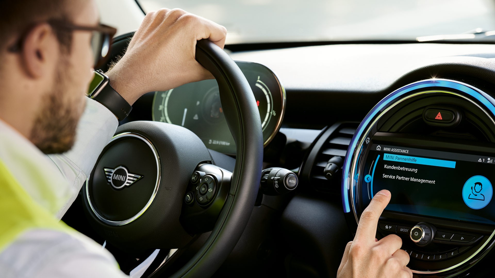 MINI Pannen- und Unfallhilfe – Ihr nächstgelegener MINI SERVICE PARTNER